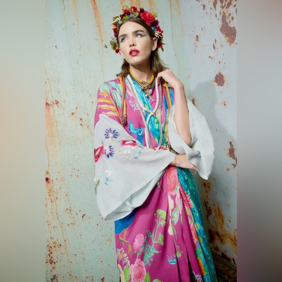 ARATTA Vibrant Boho Marie Antoinette Embroidered Lined Kimono Duster - Picture 1 of 10